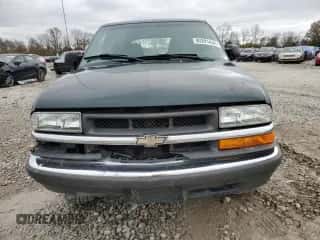 2001 Chevrolet Blazer LS z VIN 1GNCS13W91K254624, wystawiony jako Copart lot #80281444 z przebiegiem 189 843 mil mil oraz Szkoda całkowita • Salvage title. Historia ofert i sprzedaży dostępna na DreamBid. Obrazek 5.