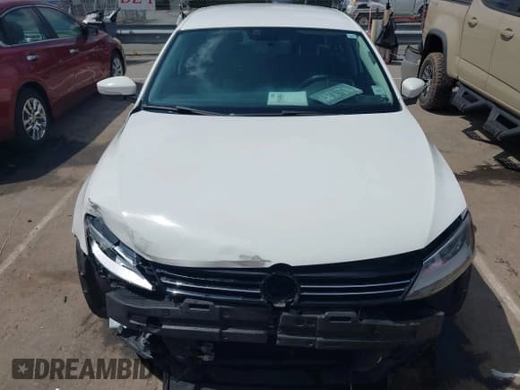 ✅ 2013 Volkswagen Jetta SE • VIN: 3VWDX7AJ1DM319114 • Lot: 42295095. Wystawiony na IAAI z przebiegiem 164 583 mil. Bezpłatny archiwum sprzedaży aukcyjnych z USA i szczegółowy raport historii pojazdu na DreamBid. Zdjęcie 12.