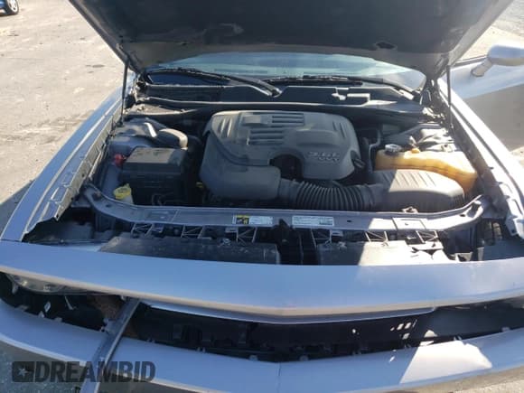 ✅ 2014 Dodge Challenger SXT • VIN: 2C3CDYAG0EH262085 • Lot: 74202754. Wystawiony na Copart z przebiegiem 148 222 mil. Bezpłatny archiwum sprzedaży aukcyjnych z USA i szczegółowy raport historii pojazdu na DreamBid. Zdjęcie 11.