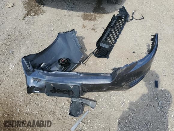 ✅ 2020 Jeep Cherokee Latitude Plus • VIN: 1C4PJMLB3LD580082 • Lot: 70709835. Listed on Copart with 78,595 mi. Free auction sales archive from the USA and detailed vehicle history report at DreamBid. Image 12.