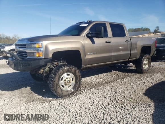 ✅ 2015 Chevrolet Silverado 2500HD Work Truck • VIN: 1GC1KUE86FF171975 • Lot: 80314514. Listed on Copart with 258,702 mi. Free auction sales archive from the USA and detailed vehicle history report at DreamBid. Image 1.
