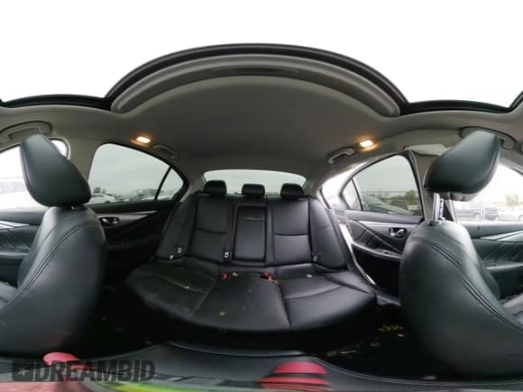 ✅ 2019 Infiniti Q50 Luxe • VIN: JN1EV7AP0KM543195 • Lot: 43446909. Listed on IAAI with 124,233 mi. Free auction sales archive from the USA and detailed vehicle history report at DreamBid. Image 19.