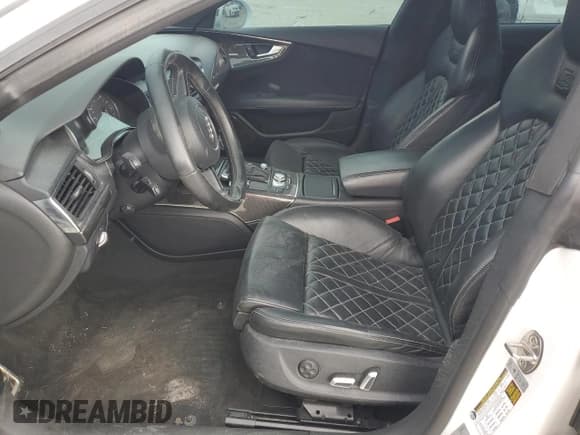 ✅ 2018 Audi S7 Premium Plus • VIN: WAUWFAFC6JN018472 • Lot: 84295935. Listed on Copart with 120,399 mi. Free auction sales archive from the USA and detailed vehicle history report at DreamBid. Image 7.