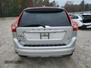 ✅ 2017 Volvo XC60 Inscription • VIN: YV440MRUXH2012801 • Лот: 90123485. Опубликован ранее на Copart с пробегом 104 773 миль. Бесплатный доступ к архиву аукционных продаж из США и подробный отчёт об истории автомобиля на DreamBid. Изображение 6.