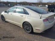 ✅ 2014 Lincoln MKZ Hybrid • VIN: 3LN6L2LU1ER832302 • Lot: 43651915. Wystawiony na IAAI z przebiegiem 210 186 mil. Bezpłatny archiwum sprzedaży aukcyjnych z USA i szczegółowy raport historii pojazdu na DreamBid. Zdjęcie 3.