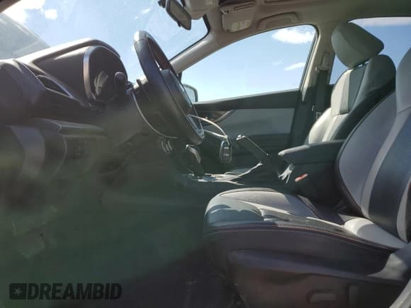 ✅ 2018 Subaru Crosstrek Limited • VIN: JF2GTAMC1J8306709 • Lot: 69279855. Listed on Copart with 29,547 mi. Free auction sales archive from the USA and detailed vehicle history report at DreamBid. Image 7.