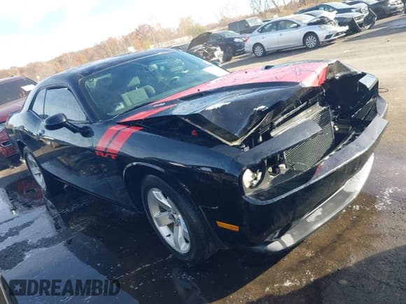 ✅ 2011 Dodge Challenger R/T • VIN: 2B3CJ5DT2BH570111 • Лот: 43615342. Опубликован ранее на IAAI с пробегом 67 468 миль. Бесплатный доступ к архиву аукционных продаж из США и подробный отчёт об истории автомобиля на DreamBid. Изображение 1.