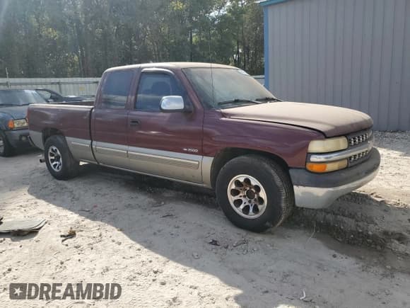 ✅ 1999 Chevrolet Silverado 1500 LS • VIN: 2GCEC19TXX1139356 • Lot: 91713795. Listed on Copart with 298,237 mi. Free auction sales archive from the USA and detailed vehicle history report at DreamBid. Image 4.