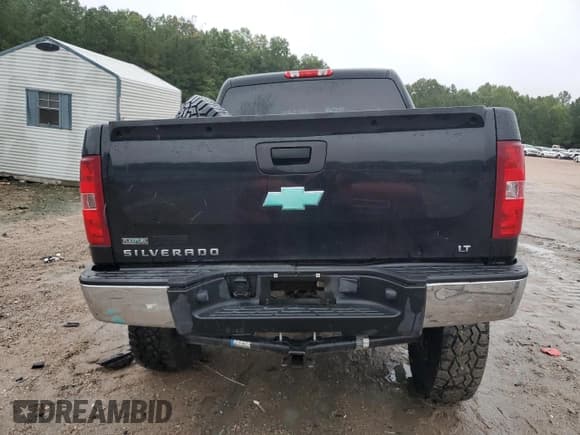 ✅ 2011 Chevrolet Silverado 1500 LT • VIN: 3GCPKSEA7BG156007 • Lot: 71708574. Listed on Copart with 156,902 mi. Free auction sales archive from the USA and detailed vehicle history report at DreamBid. Image 6.