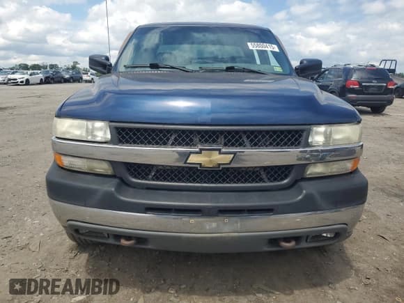 ✅ 2001 Chevrolet Silverado 2500HD LS • VIN: 1GCHK23U81F104273 • Lot: 55800415. Wystawiony na Copart z przebiegiem 215 292 mil. Bezpłatny archiwum sprzedaży aukcyjnych z USA i szczegółowy raport historii pojazdu na DreamBid. Zdjęcie 5.