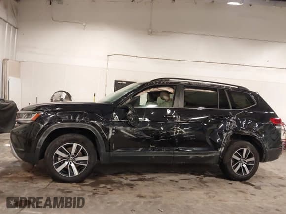 ✅ 2022 Volkswagen Atlas SE • VIN: 1V2LP2CAXNC548021 • Lot: 43422009. Listed on IAAI with 87,092 mi. Free auction sales archive from the USA and detailed vehicle history report at DreamBid. Image 15.