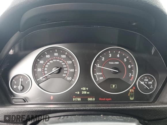 ✅ 2015 BMW 4 Series 435i xDrive • VIN: WBA3T7C57F5A37014 • Lot: 50570825. Wystawiony na Copart z przebiegiem 91 786 mil. Bezpłatny archiwum sprzedaży aukcyjnych z USA i szczegółowy raport historii pojazdu na DreamBid. Zdjęcie 9.