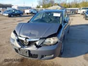 ✅ 2007 Mazda 3 i Sport • VIN: JM1BK12F771765771 • Lot: 41208925. Wystawiony na IAAI z przebiegiem 139 306 mil. Bezpłatny archiwum sprzedaży aukcyjnych z USA i szczegółowy raport historii pojazdu na DreamBid. Zdjęcie 17.