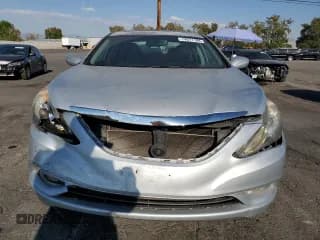 ✅ 2011 Hyundai Sonata SE • VIN: 5NPEC4AC6BH048878 • Lot: 74071194. Listed on Copart with 117,429 mi. Free auction sales archive from the USA and detailed vehicle history report at DreamBid. Image 5.