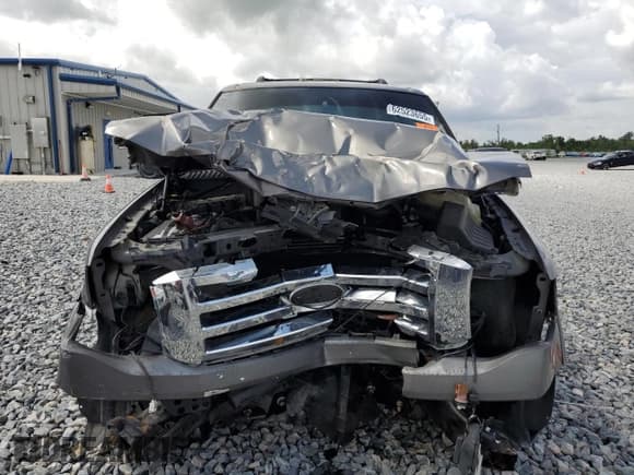 ✅ 2010 Ford Expedition Max SSV • VIN: 1FMJK1F58AEA13330 • Lot: 62523655. Listed on Copart with 252,598 mi. Free auction sales archive from the USA and detailed vehicle history report at DreamBid. Image 5.