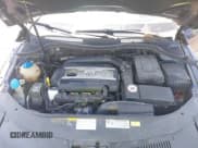 ✅ 2014 Volkswagen CC Sport • VIN: WVWBN7AN7EE511759 • Lot: 42002504. Wystawiony na IAAI z przebiegiem 111 900 mil. Bezpłatny archiwum sprzedaży aukcyjnych z USA i szczegółowy raport historii pojazdu na DreamBid. Zdjęcie 10.