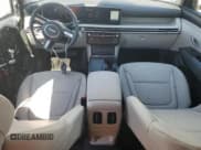 ✅ 2025 Hyundai Tucson Limited • VIN: KM8JEDD18SU323977 • Lot: 81184615. Wystawiony na Copart z przebiegiem 4 774 mil. Bezpłatny archiwum sprzedaży aukcyjnych z USA i szczegółowy raport historii pojazdu na DreamBid. Zdjęcie 8.