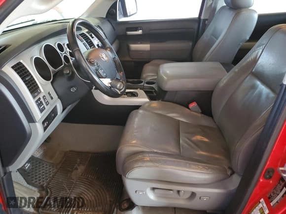✅ 2008 Toyota Tundra Limited • VIN: 5TBDV58148S511967 • Lot: 80477205. Listed on Copart with 197,347 mi. Free auction sales archive from the USA and detailed vehicle history report at DreamBid. Image 7.
