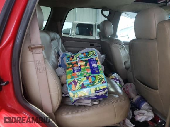 ✅ 2001 GMC Yukon SLT • VIN: 1GKEK13T11J177412 • Lot: 81618555. Wystawiony na Copart z przebiegiem 265 589 mil. Bezpłatny archiwum sprzedaży aukcyjnych z USA i szczegółowy raport historii pojazdu na DreamBid. Zdjęcie 11.