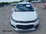 ✅ 2020 Chevrolet Trax LT • VIN: KL7CJPSB0LB057547 • Lot: 42302289. Wystawiony na IAAI z przebiegiem 46 590 mil. Bezpłatny archiwum sprzedaży aukcyjnych z USA i szczegółowy raport historii pojazdu na DreamBid. Zdjęcie 12.