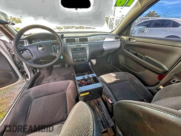 ✅ 2016 Chevrolet Impala Police Police • VIN: 2G1WD5E38G1108534 • Лот: 94383525. Опубликован ранее на Copart с пробегом 116 797 миль. Бесплатный доступ к архиву аукционных продаж из США и подробный отчёт об истории автомобиля на DreamBid. Изображение 9.