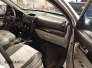 ✅ 2011 Kia Sorento LX • VIN: 5XYKT4A1XBG043952 • Lot: 43626544. Wystawiony na IAAI z przebiegiem 264 721 mil. Bezpłatny archiwum sprzedaży aukcyjnych z USA i szczegółowy raport historii pojazdu na DreamBid. Zdjęcie 5.