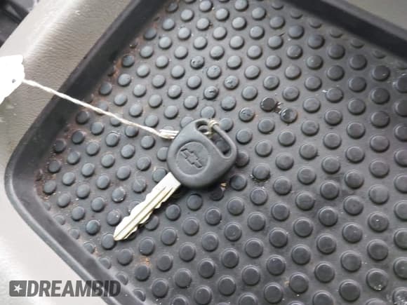 ✅ 2006 Chevrolet Silverado 1500 LT1 • VIN: 2GCEC13T361194061 • Лот: 41306152. Опубликован ранее на IAAI с пробегом 228 444 миль. Бесплатный доступ к архиву аукционных продаж из США и подробный отчёт об истории автомобиля на DreamBid. Изображение 11.