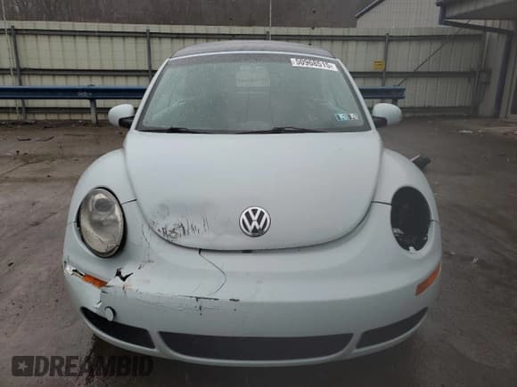 ✅ 2006 Volkswagen Beetle • VIN: 3VWRF31Y26M330401 • Лот: 50968515. Опубликован ранее на Copart с пробегом Не указан. Бесплатный доступ к архиву аукционных продаж из США и подробный отчёт об истории автомобиля на DreamBid. Изображение 5.