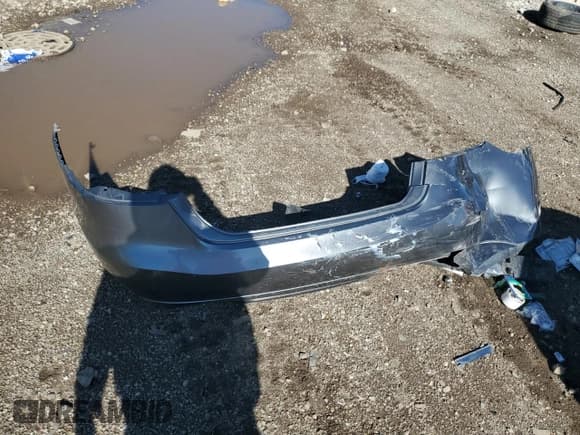 ✅ 2016 Nissan Maxima Platinum • VIN: 1N4AA6AP8GC418319 • Lot: 87440305. Listed on Copart with 135,671 mi. Free auction sales archive from the USA and detailed vehicle history report at DreamBid. Image 12.