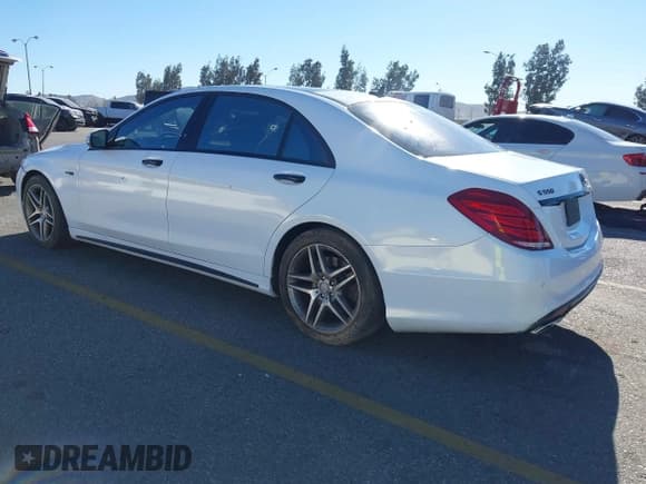 ✅ 2016 Mercedes-Benz S 550 • VIN: WDDUG8FB3GA234342 • Lot: 43793458. Wystawiony na IAAI z przebiegiem 81 499 mil. Bezpłatny archiwum sprzedaży aukcyjnych z USA i szczegółowy raport historii pojazdu na DreamBid. Zdjęcie 3.