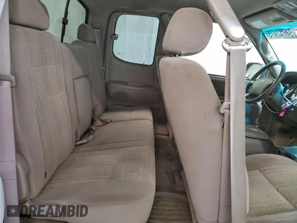 ✅ 2003 Toyota Tundra SR5 • VIN: 5TBBT44123S355448 • Лот: 94742475. Опубликован ранее на Copart с пробегом 210 387 миль. Бесплатный доступ к архиву аукционных продаж из США и подробный отчёт об истории автомобиля на DreamBid. Изображение 10.