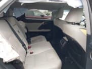 ✅ 2022 Lexus RX 450h • VIN: 2T2HGMDA8NC074106 • Lot: 41717177. Wystawiony na IAAI z przebiegiem 46 547 mil. Bezpłatny archiwum sprzedaży aukcyjnych z USA i szczegółowy raport historii pojazdu na DreamBid. Zdjęcie 8.