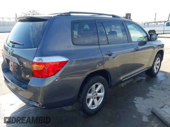 ✅ 2008 Toyota Highlander • VIN: JTEDS41A982027235 • Lot: 43846566. Listed on IAAI with Not provided. Free auction sales archive from the USA and detailed vehicle history report at DreamBid. Image 4.