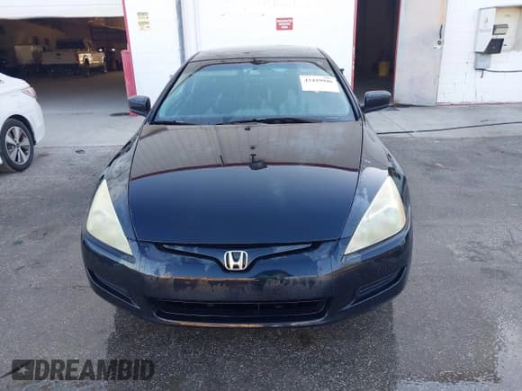 ✅ 2003 Honda Accord EX • VIN: 1HGCM72623A007592 • Lot: 43429946. Wystawiony na IAAI z przebiegiem 198 391 mil. Bezpłatny archiwum sprzedaży aukcyjnych z USA i szczegółowy raport historii pojazdu na DreamBid. Zdjęcie 6.