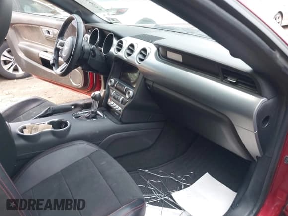 ✅ 2017 Ford Mustang GT Premium • VIN: 1FATP8FF0H5342278 • Lot: 42397127. Wystawiony na IAAI z przebiegiem 63 688 mil. Bezpłatny archiwum sprzedaży aukcyjnych z USA i szczegółowy raport historii pojazdu na DreamBid. Zdjęcie 5.