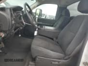 ✅ 2007 Chevrolet Silverado 2500HD Work Truck • VIN: 1GCHK24K97E553635 • Lot: 55479455. Wystawiony na Copart z przebiegiem Nie podano. Bezpłatny archiwum sprzedaży aukcyjnych z USA i szczegółowy raport historii pojazdu na DreamBid. Zdjęcie 7.