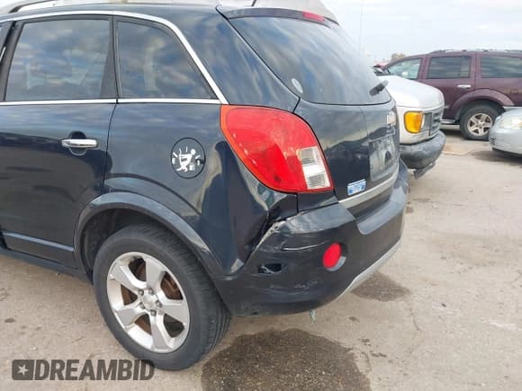 ✅ 2014 Chevrolet Captiva Sport LT • VIN: 3GNAL3EK7ES651186 • Lot: 41159283. Wystawiony na IAAI z przebiegiem 1 692 559 mil. Bezpłatny archiwum sprzedaży aukcyjnych z USA i szczegółowy raport historii pojazdu na DreamBid. Zdjęcie 6.
