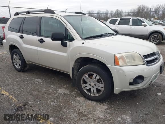 ✅ 2007 Mitsubishi Endeavor LS • VIN: 4A4MN21S47E075272 • Lot: 41751802. Wystawiony na IAAI z przebiegiem 189 090 mil. Bezpłatny archiwum sprzedaży aukcyjnych z USA i szczegółowy raport historii pojazdu na DreamBid. Zdjęcie 1.
