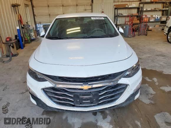 2024 Chevrolet Malibu LS with VIN 1G1ZC5ST3RF195985, listed as a Copart auction lot 71015945 with 20,689 mi miles and Salvage title. Bid and sale history available at DreamBid. Image 5.