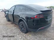 ✅ 2023 Tesla Model X Plaid • VIN: 7SAXCBE6XPF400502 • Lot: 42689732. Wystawiony na IAAI z przebiegiem Nie podano. Bezpłatny archiwum sprzedaży aukcyjnych z USA i szczegółowy raport historii pojazdu na DreamBid. Zdjęcie 3.