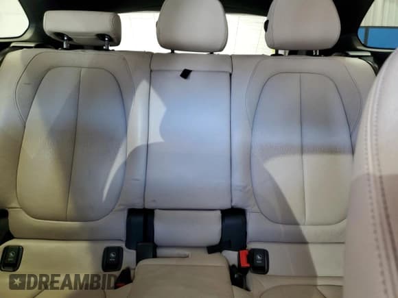 ✅ 2016 BMW X1 xDrive28i • VIN: WBXHT3Z3XG4A51894 • Лот: 90467945. Опубликован ранее на Copart с пробегом 112 711 миль. Бесплатный доступ к архиву аукционных продаж из США и подробный отчёт об истории автомобиля на DreamBid. Изображение 10.