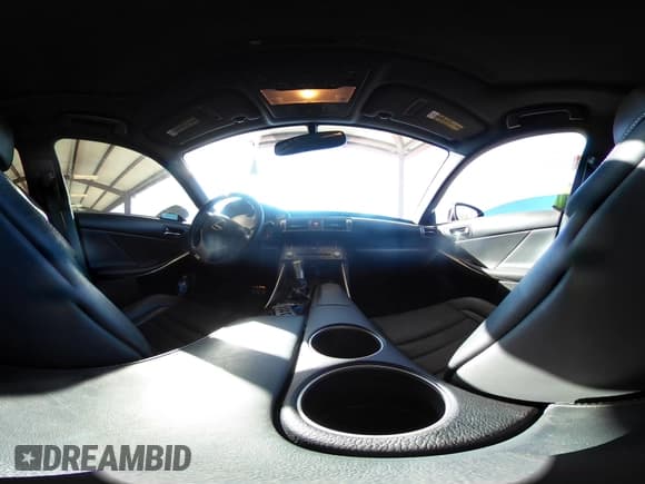 ✅ 2014 Lexus IS 350 • VIN: JTHCE1D27E5002899 • Lot: 43243119. Wystawiony na IAAI z przebiegiem 119 647 mil. Bezpłatny archiwum sprzedaży aukcyjnych z USA i szczegółowy raport historii pojazdu na DreamBid. Zdjęcie 18.