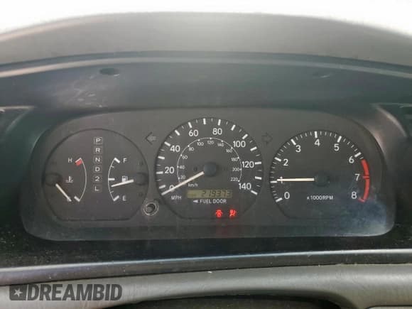 ✅ 1999 Toyota Camry LE • VIN: JT2BG22K4X0266090 • Lot: 71183525. Wystawiony na Copart z przebiegiem 219 373 mil. Bezpłatny archiwum sprzedaży aukcyjnych z USA i szczegółowy raport historii pojazdu na DreamBid. Zdjęcie 9.