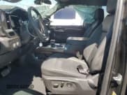 ✅ 2025 Chevrolet Silverado 1500 • VIN: 1GCUKDE84SZ166926 • Лот: 58424375. Опубликован ранее на Copart с пробегом 4 508 миль. Бесплатный доступ к архиву аукционных продаж из США и подробный отчёт об истории автомобиля на DreamBid. Изображение 7.