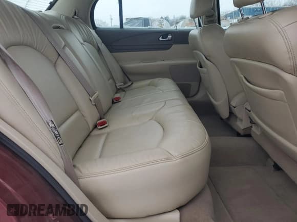 ✅ 2002 Lincoln Continental • VIN: 1LNHM97V62Y684873 • Лот: 87602665. Опубликован ранее на Copart с пробегом 52 974 миль. Бесплатный доступ к архиву аукционных продаж из США и подробный отчёт об истории автомобиля на DreamBid. Изображение 10.