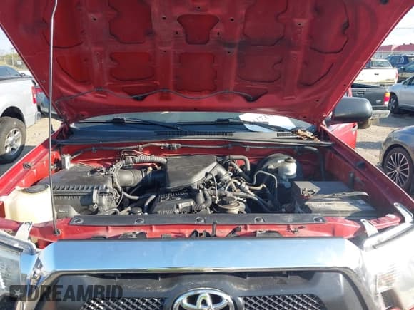 ✅ 2013 Toyota Tacoma • VIN: 5TFUX4EN8DX017988 • Lot: 43373566. Wystawiony na IAAI z przebiegiem 42 379 mil. Bezpłatny archiwum sprzedaży aukcyjnych z USA i szczegółowy raport historii pojazdu na DreamBid. Zdjęcie 10.