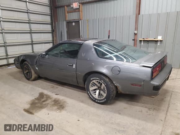 ✅ 1990 Pontiac Firebird • VIN: 1G2FS23T2LL200780 • Lot: 50364665. Listed on Copart with 101,108 mi. Free auction sales archive from the USA and detailed vehicle history report at DreamBid. Image 2.