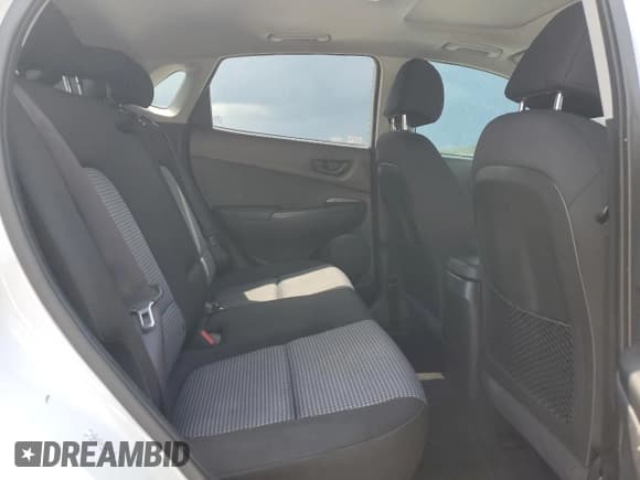 ✅ 2021 Hyundai Kona SEL Plus • VIN: KM8K62AA3MU661946 • Лот: 67280554. Опубликован ранее на Copart с пробегом Не указан. Бесплатный доступ к архиву аукционных продаж из США и подробный отчёт об истории автомобиля на DreamBid. Изображение 11.