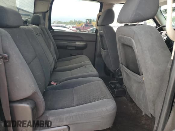 ✅ 2007 Chevrolet Silverado 2500HD 1LT • VIN: 1GCHK23657F557051 • Лот: 63984665. Опубликован ранее на Copart с пробегом Не указан. Бесплатный доступ к архиву аукционных продаж из США и подробный отчёт об истории автомобиля на DreamBid. Изображение 10.