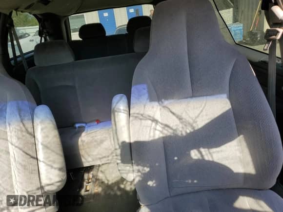 2002 Dodge Caravan Sport с VIN 1B4GP44362B666368, выставлен на аукционе Copart как лот 75094714 с пробегом 206 526 миль миль и Списание • Salvage title. История ставок и продаж доступна на DreamBid. Изображение 10.